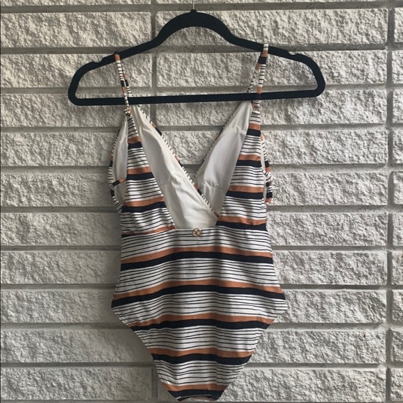 NEW VIX Paula Hermanny One-Piece - Picture 4 of 6